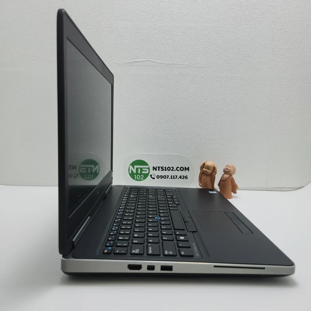 Dell Precision 7520 / i7-6820HQ / RAM 16Gb / CARD Quadro M1200 / SSD 256Gb / 15.6inch FHD 7 Dell Precision 7520