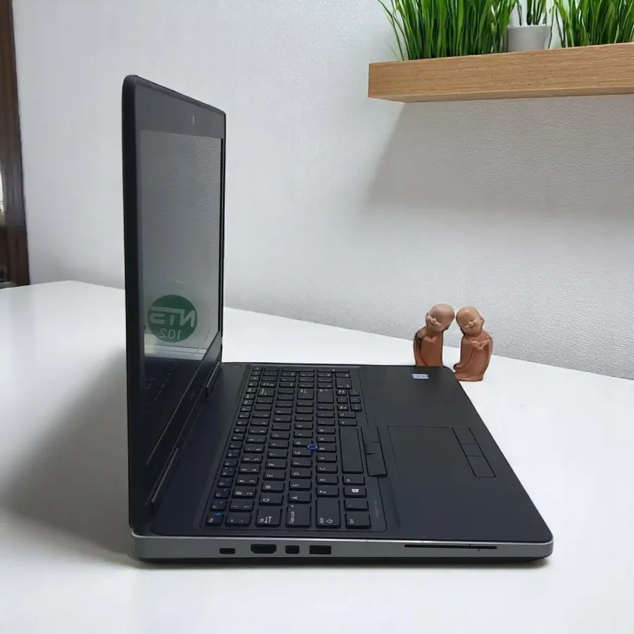 Dell Precision 7520 / i7-6820HQ / RAM 16Gb / CARD Quadro M1200 / SSD 256Gb / 15.6inch FHD 5 z5681063621769 c0f97cfa7c4aef247623a063beb6d8c2 Photoroom