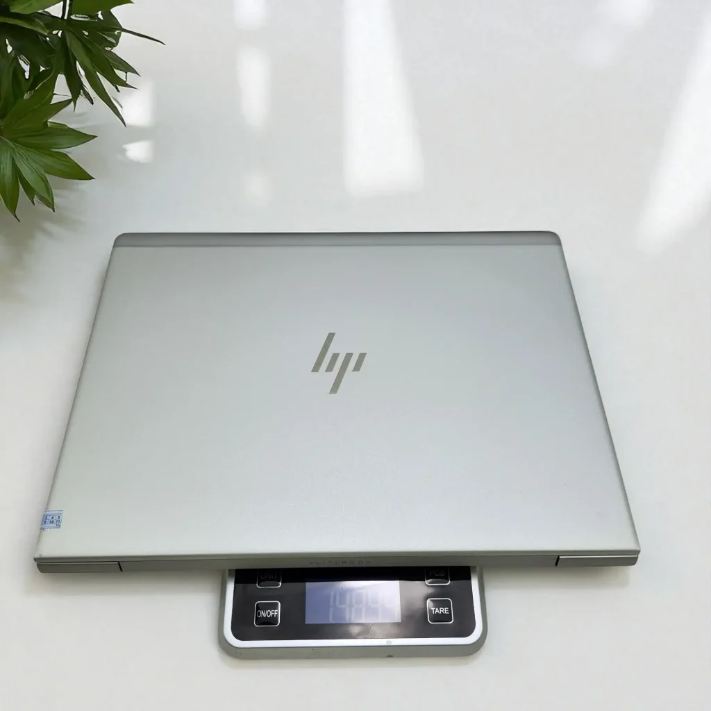 HP Elitebook 830 G6 / i5-8365U / RAM 8GB / SSD 256GB / 13.3inch FHD 7 HP EliteBook 830 G6
