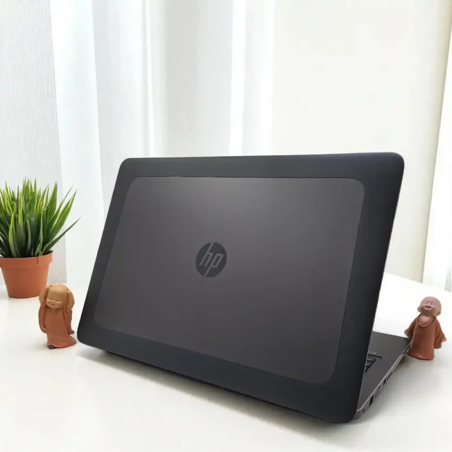 HP Zbook 15 G3 / i7-6700HQ / RAM 16Gb / CARD Quadro M1000M / SSD 256Gb / 15.6inch FHD