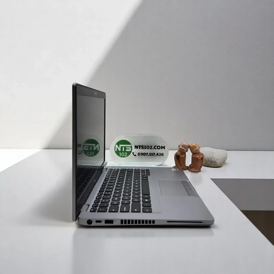 Dell Latitude 5410 / i5-10310U / RAM 8GB / SSD 256GB / 14inch FHD 5 20241124 183443 Photoroom