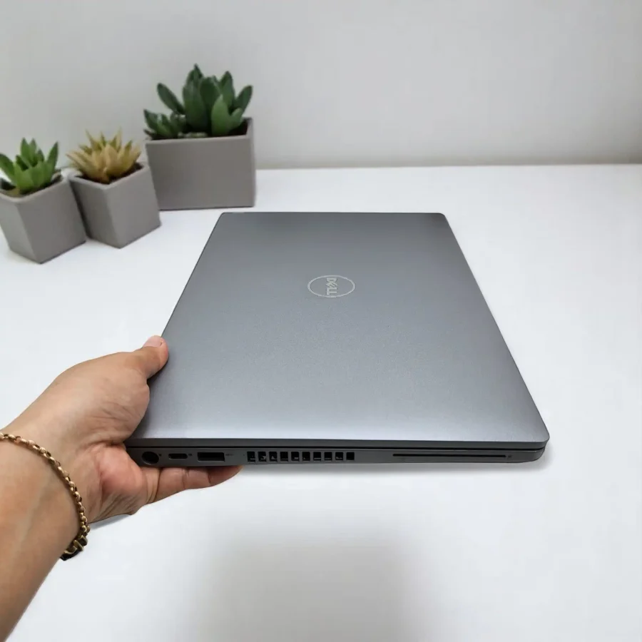 Dell Latitude 5410 / i5-10310U / RAM 8GB / SSD 256GB / 14inch FHD 6 20241124 183527 Photoroom