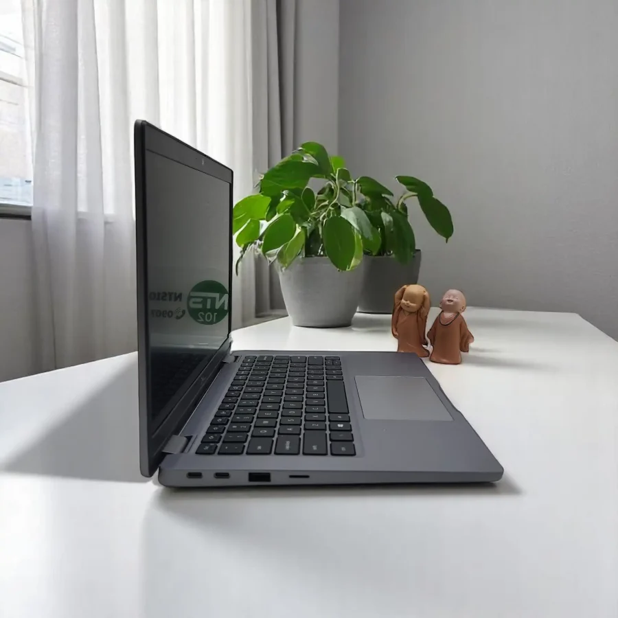 Dell Latitude 5310 / i5-10310U / RAM 8GB / SSD 256GB / 13.3inch FHD 5 20250326 165910 Photoroom