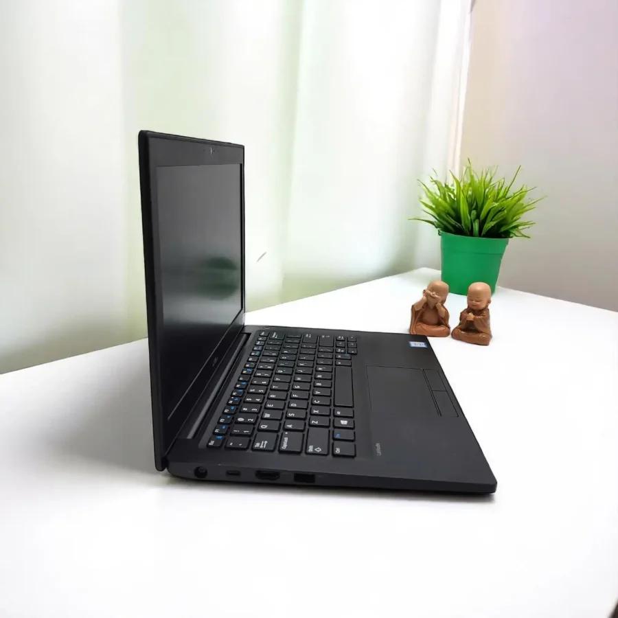 Dell Latitude 7270 / i7-6600U / RAM 8Gb / SSD 256Gb / 12.5inch HD 3 z5878753518450 277c2fa011eba8ab449725b05e85bd5e Photoroom