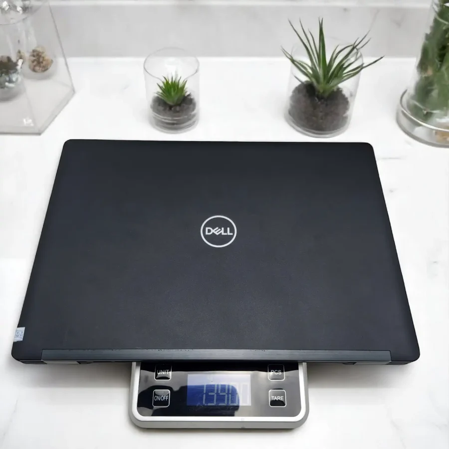 Dell Latitude E5280 / i5-7200U / RAM 8Gb / SSD 256Gb / 12.5inch 4 z6041508853425 c41d1b3d264451705014c1a107196a10 Photoroom