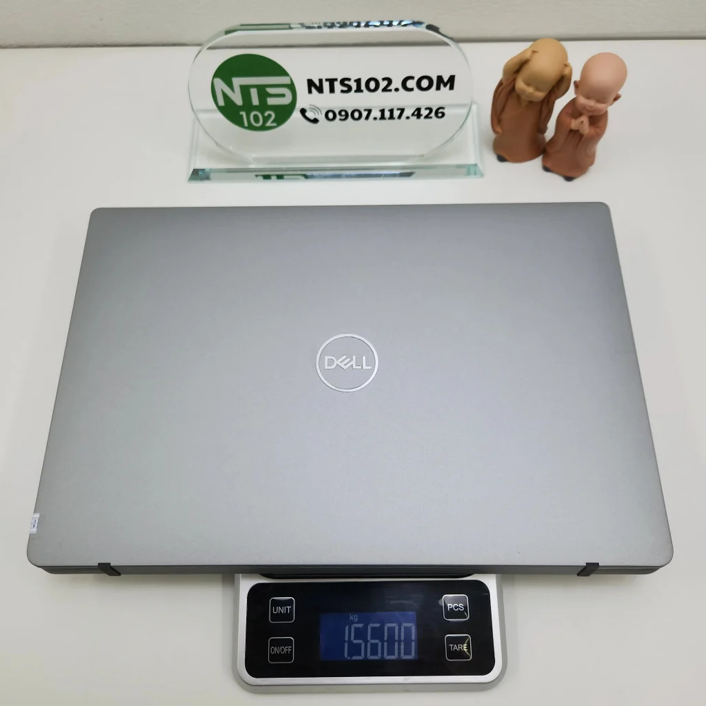 Dell Latitude 7400