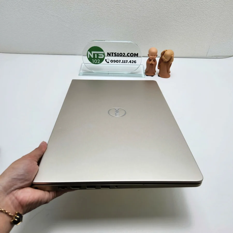 Dell Vostro 5568 / i5-720U/ RAM 8Gb / CARD NVIDIA 940MX / SSD 128GB + HDD 500GB / 15.6INCH HD 4 z6046839497394 52ce3ec299e804cd1b47ad5e4b22b16b