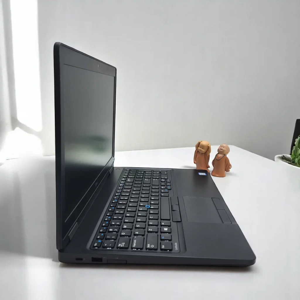Dell Latitude 5570