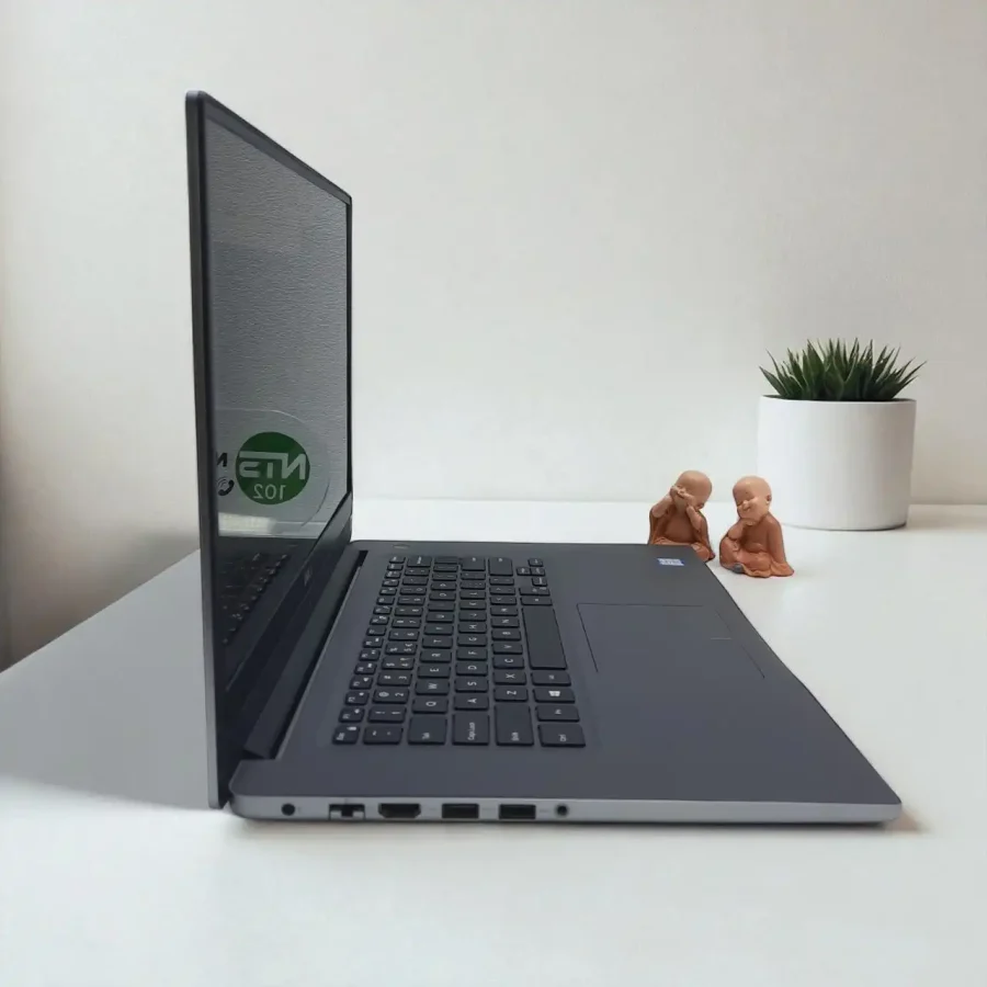 Dell Inspiron 7560 / i5-7200U/ RAM 8Gb / CARD NVIDIA 940MX 4G / SSD 256GB / 15.6INCH FullHD 1 z5708874740821 b228d36b5f2dda74bae40ade6447d30a Photoroom 1