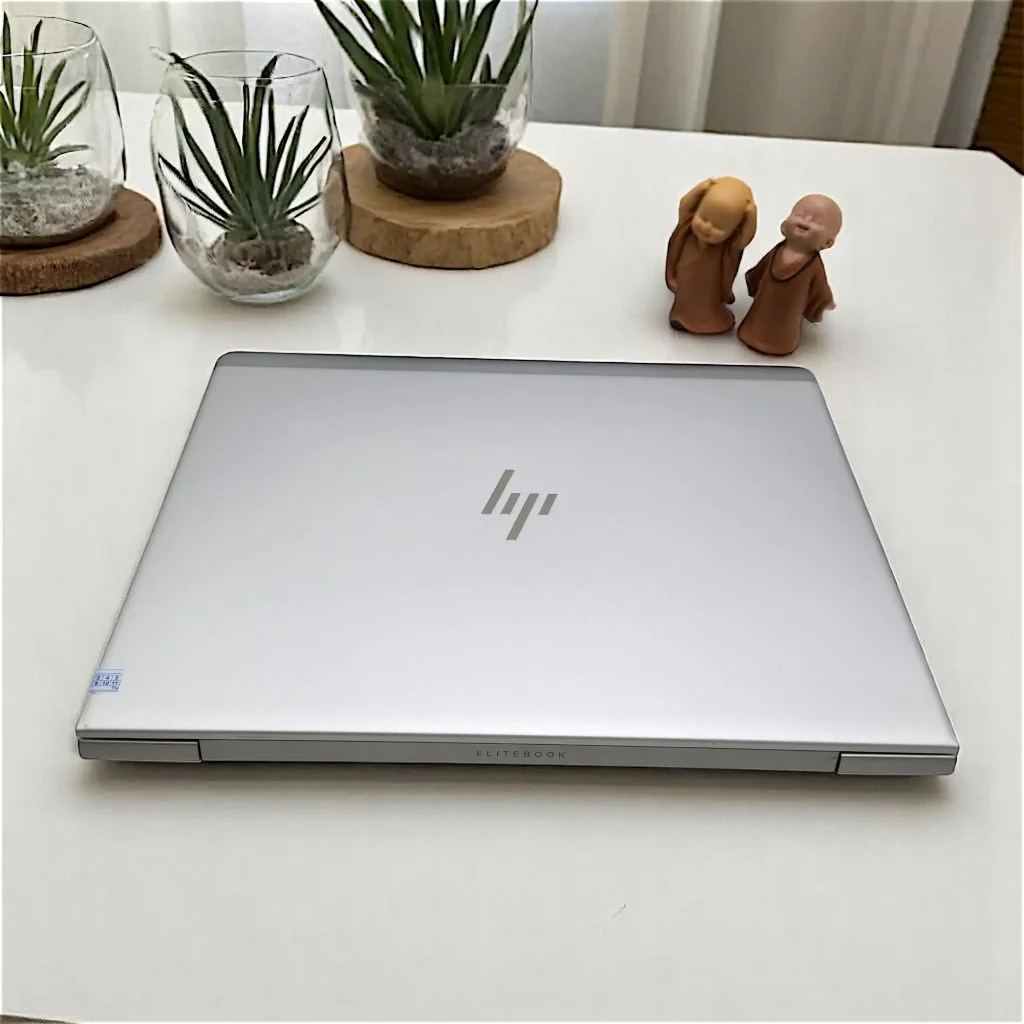 HP Elitebook 830 G5 / i7-8550U / RAM 16GB / SSD 512GB / 13.3inch FHD 7 HP Elitebook 830 G5