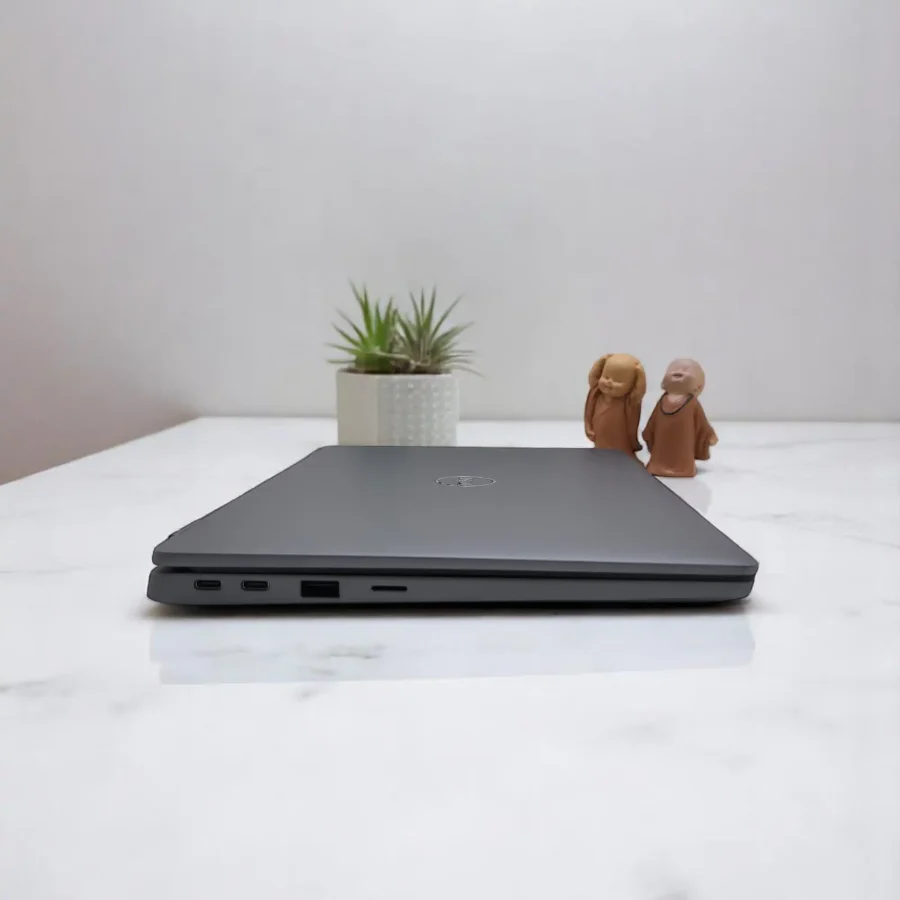 Dell Latitude 5320 / i7-1185G7 / RAM 16GB / SSD 500GB / 13.3inch FHD 5 20250326 170002 Photoroom