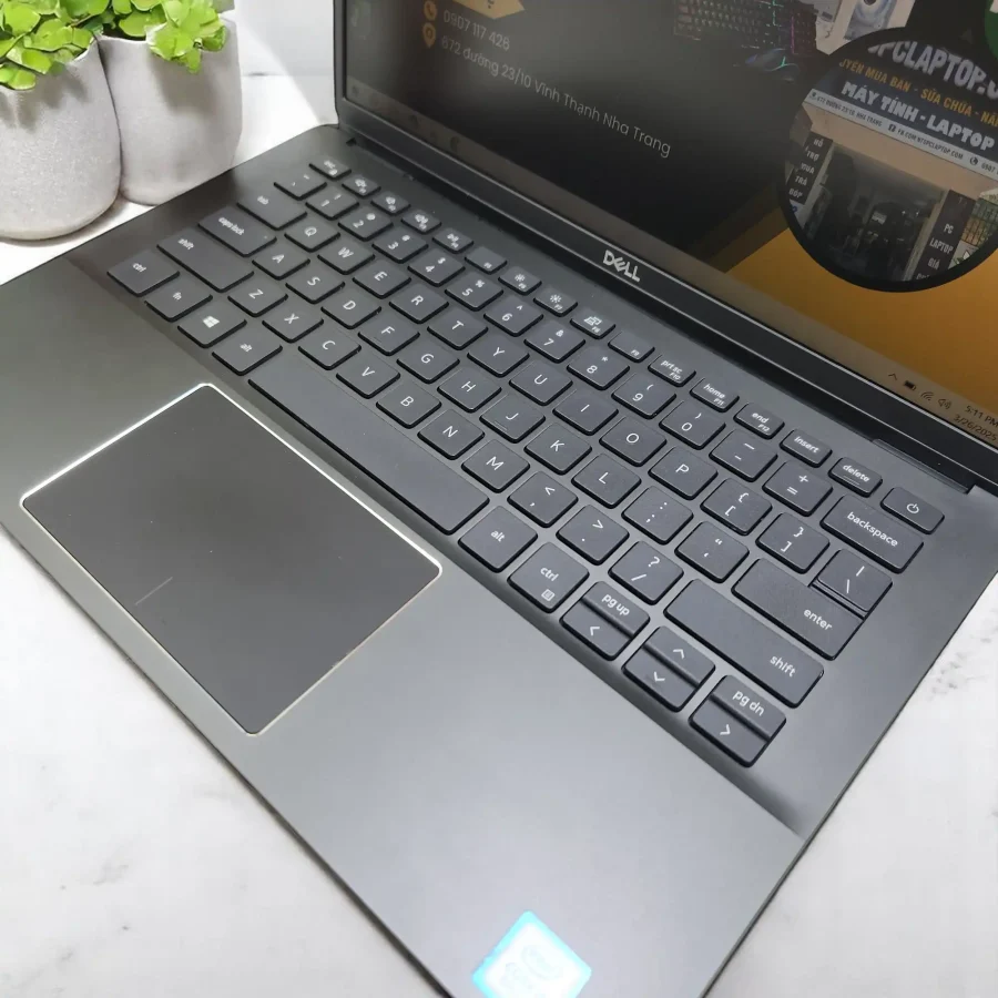 Dell Latitude 3301 / i5-8365U / RAM 16GB / SSD 256GB / 13.3inch FHD 3 20250326 171140 Photoroom