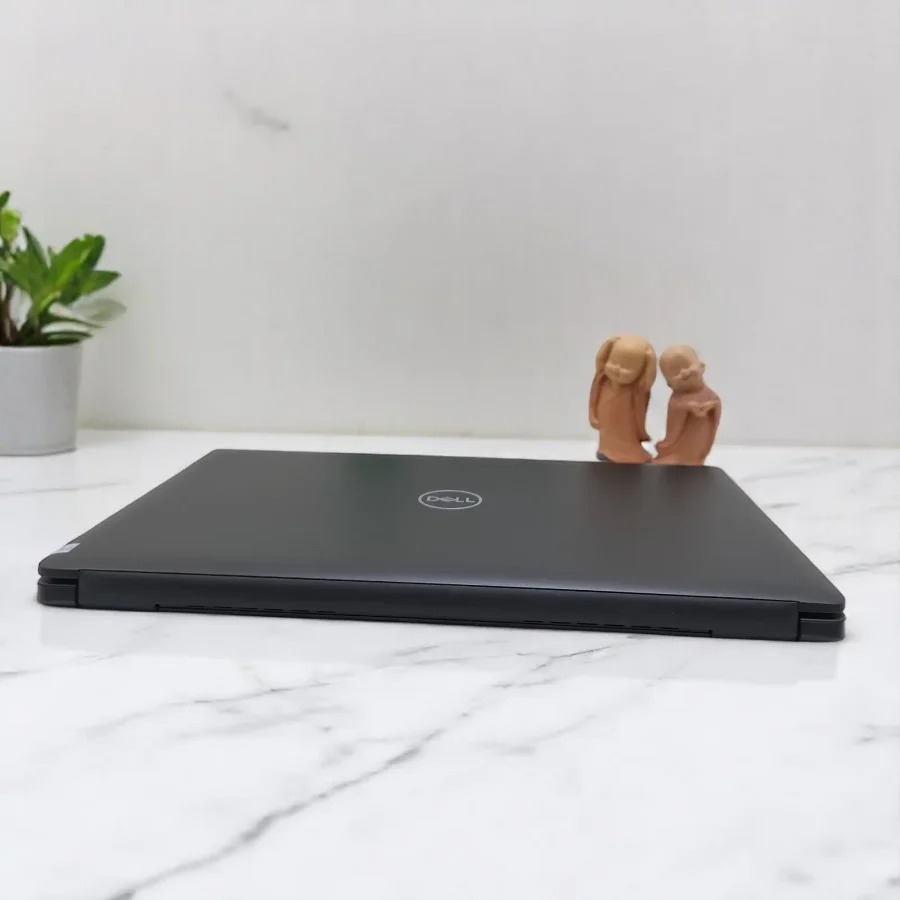 Dell Latitude 3301 / i5-8365U / RAM 16GB / SSD 256GB / 13.3inch FHD 8 20250326 171600 Photoroom