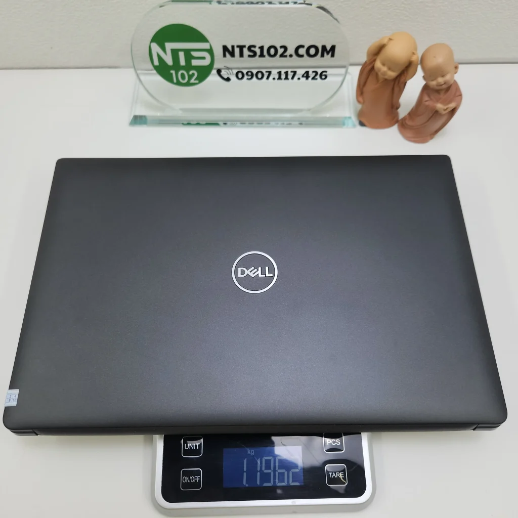 Dell Latitude 3301 / i5-8365U / RAM 16GB / SSD 256GB / 13.3inch FHD 9 Dell Latitude 3301