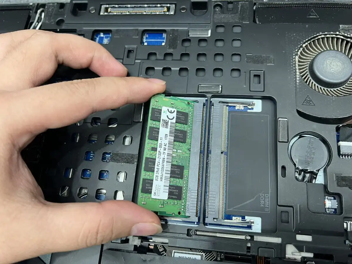 nang cap ram cho laptop bao nhieu tien