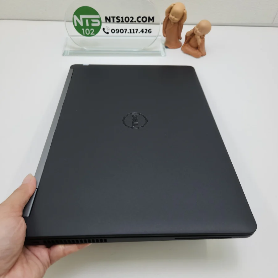Dell Latitude 7470 / i5-6300U / RAM 8GB / SSD 256GB / 14inch FHD 5 20250408 171348