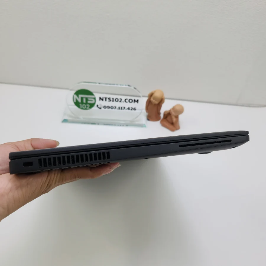 Dell Latitude 7470 / i5-6300U / RAM 8GB / SSD 256GB / 14inch FHD 8 20250408 171448