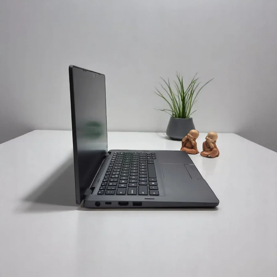 z5907515072612 b3053965be6d38b9194c84d0e9582e2b Photoroom