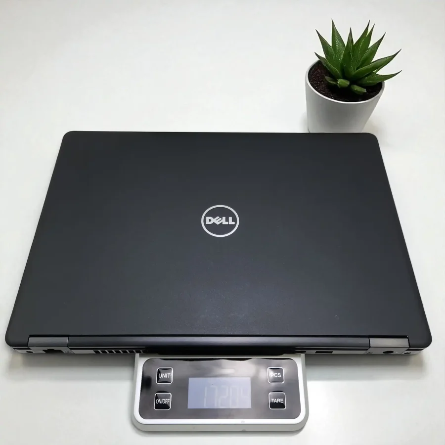 Dell Latitude 5480 / i7-7820HQ / RAM 12Gb / SSD 256Gb / 14inch FHD 7 20241204 092845 Photoroom