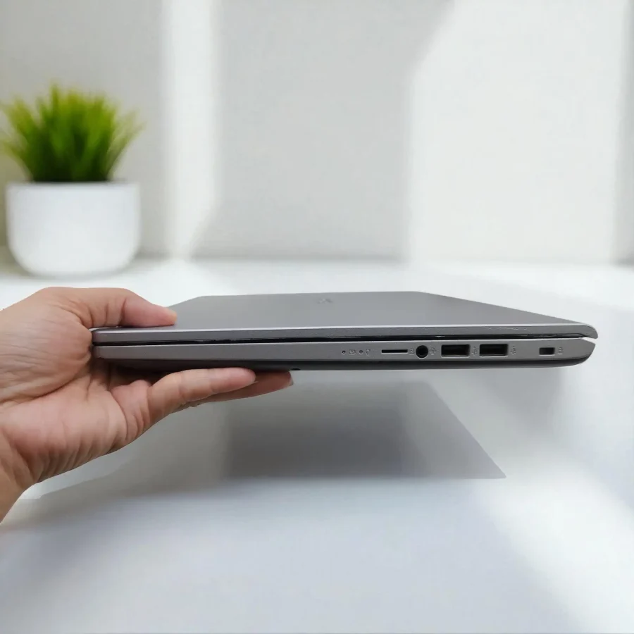 Asus X509DA / Ryzen 3 3200U / RAM 12Gb / SSD 256Gb / 15.6inch FHD 5 20250916 075707 Photoroom