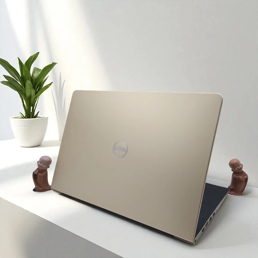 Dell Vostro 5468 / i5-7200U / RAM 8GB / SSD 256GB / 14inch FHD