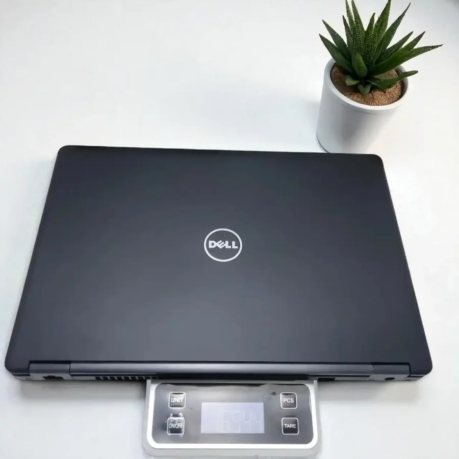 Dell Latitude 5480 / i5-6300U / RAM 8Gb / SSD 256Gb / 14inch HD 4 z5439254350311 6e7d55b83dba9ab7482ce530f57428fe Photoroom