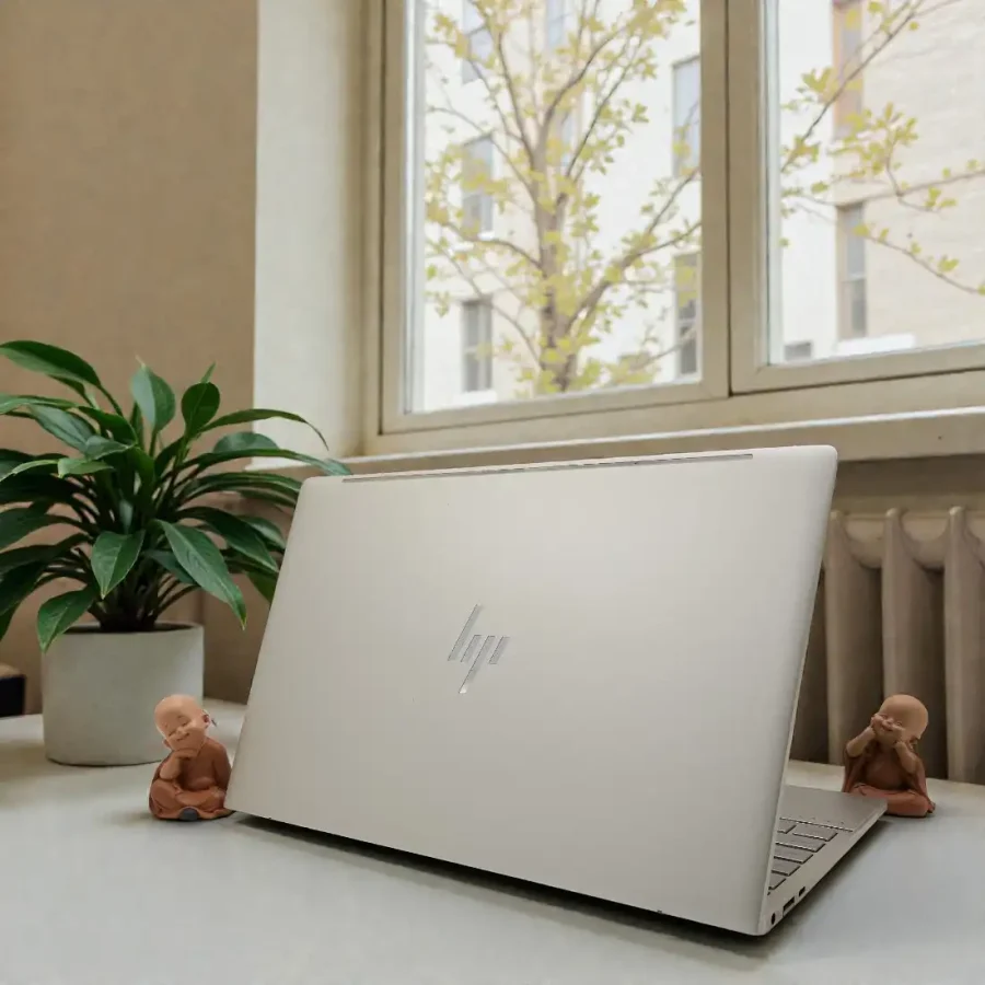 HP ENVY 13-ba0xxx / i5-1035G4 / RAM 8Gb / VGA Intel® Iris®Plus /  SSD 256Gb / 13.3inch FHD